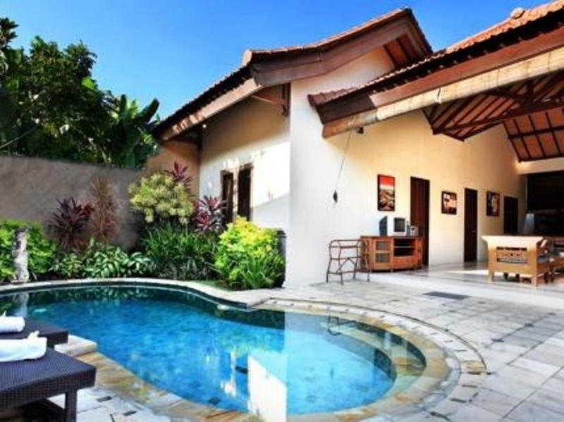 Grand Bali Villa Legian Exteriör bild