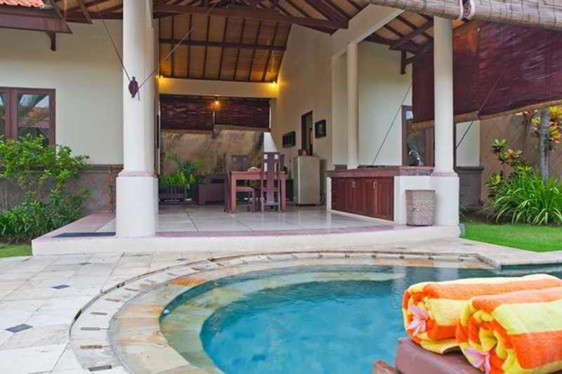 Grand Bali Villa Legian Exteriör bild